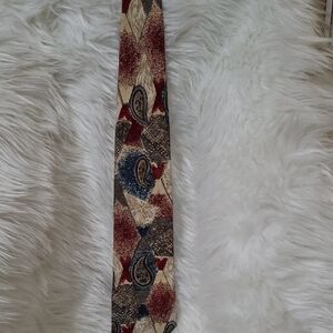 Towncraft Red and Blue Geometric Tie